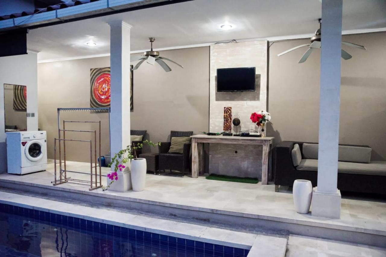 4 Bedroom Villa Kuta Regency B10 Exterior foto
