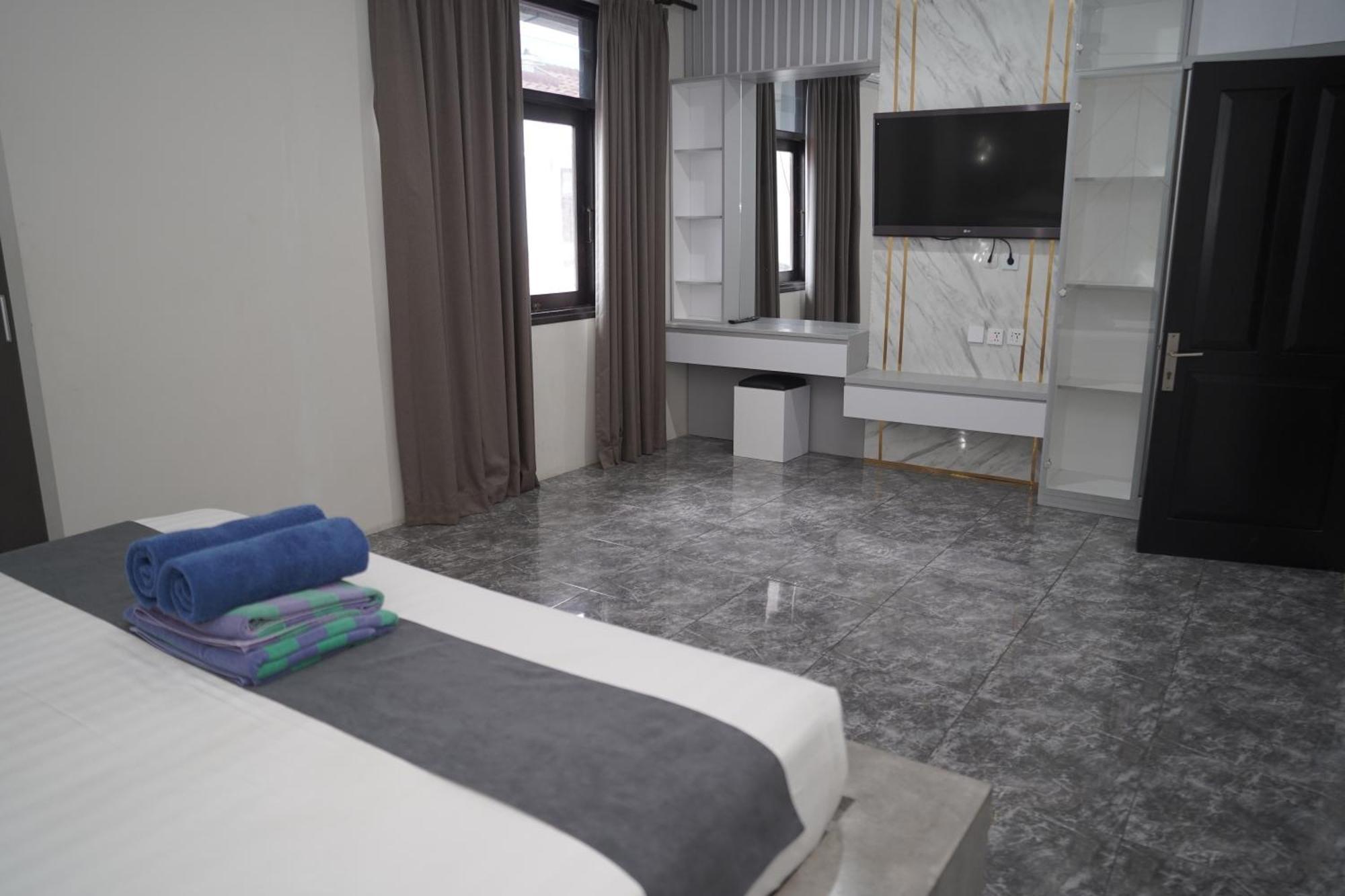 4 Bedroom Villa Kuta Regency B10 Exterior foto