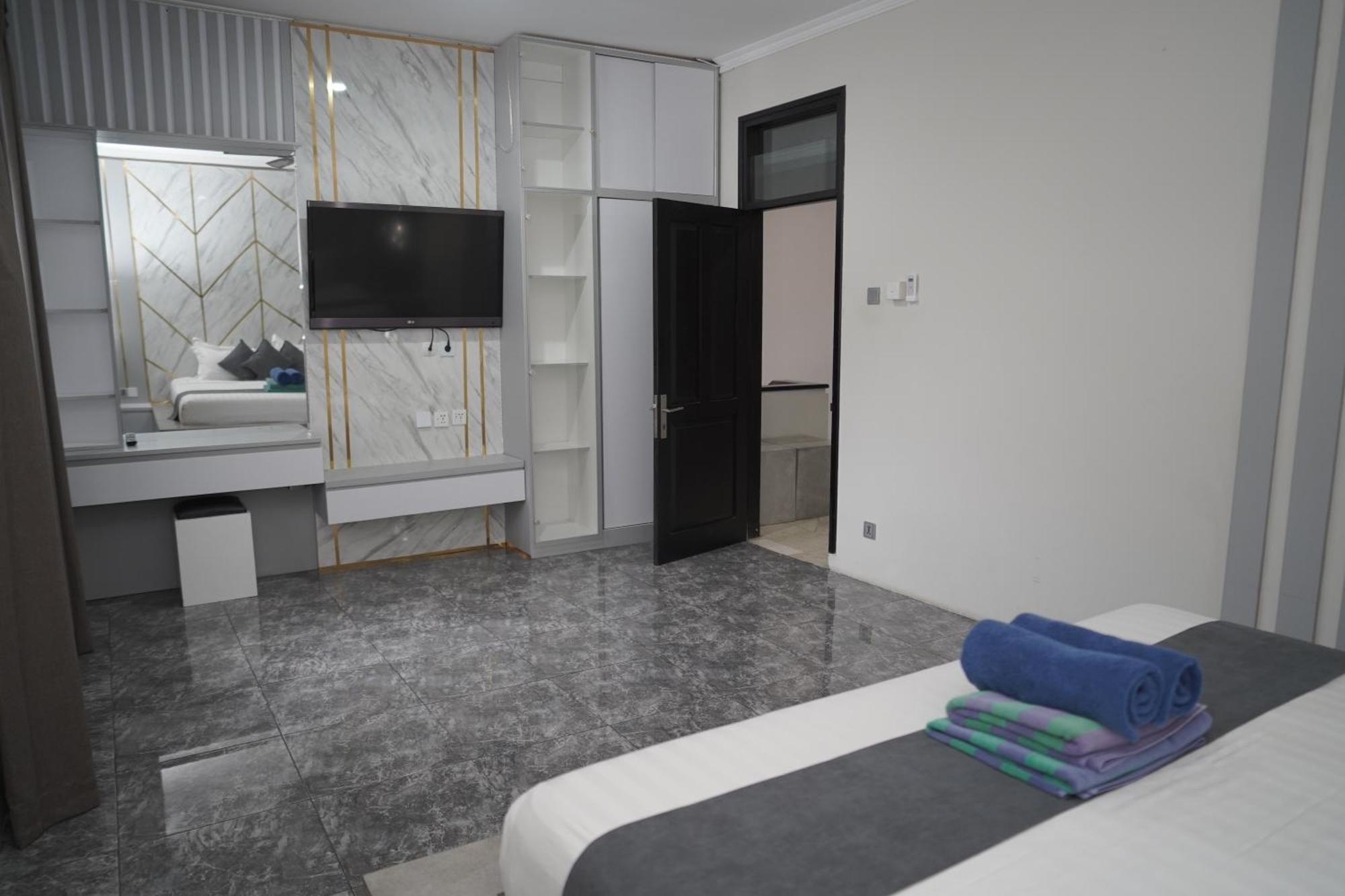 4 Bedroom Villa Kuta Regency B10 Exterior foto