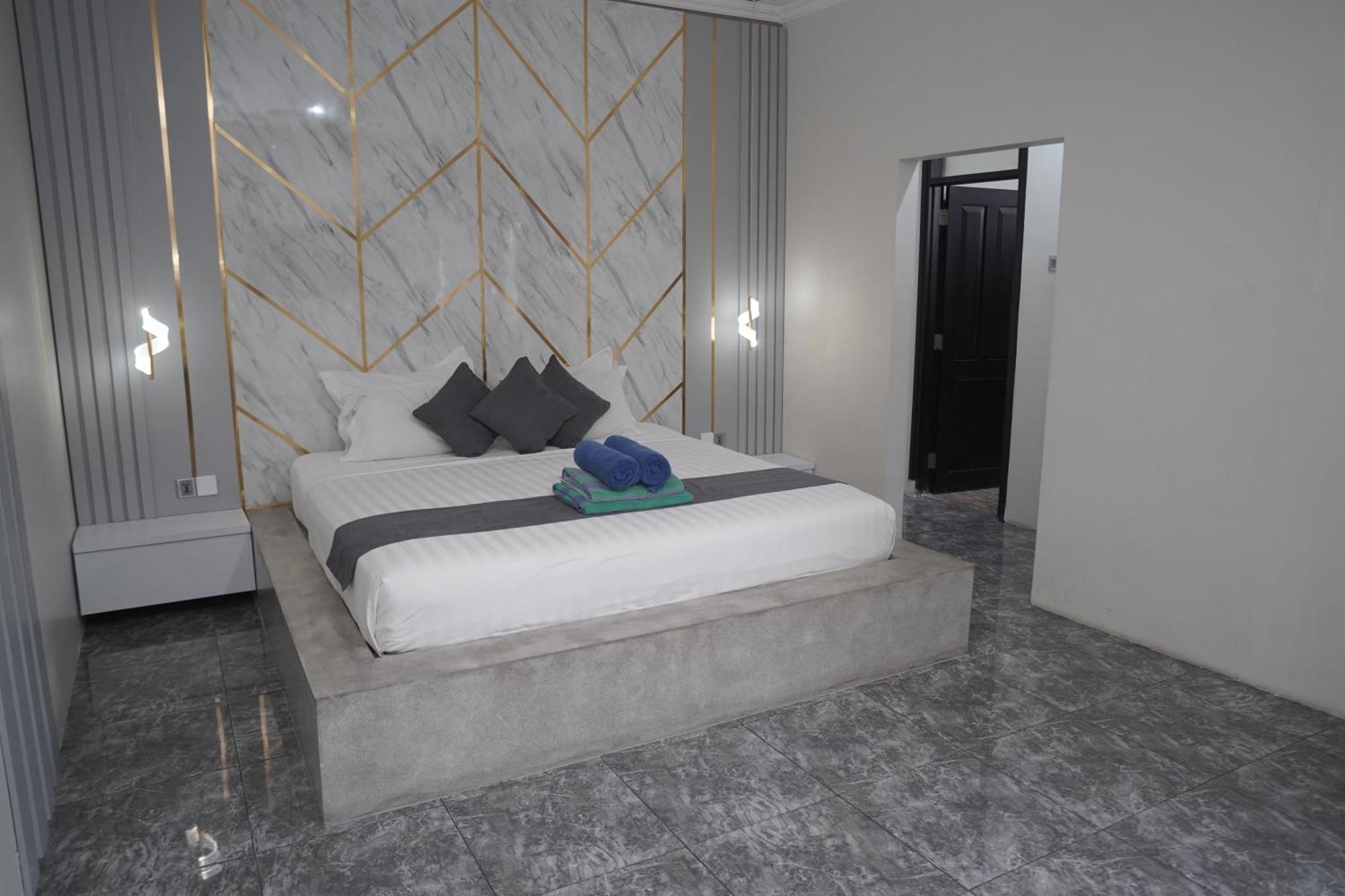 4 Bedroom Villa Kuta Regency B10 Exterior foto